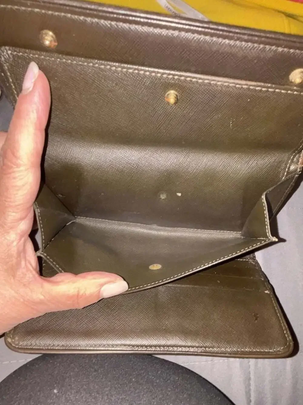 Louis Vuitton Monogram Mini Lin International Wallet